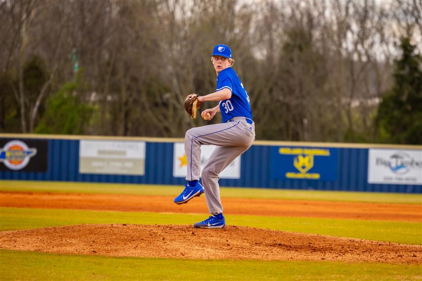 Brentwood High baseball plays Independence High